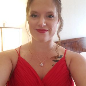 Meet your Posher, Stacy